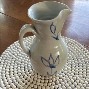 Vintage Salt Glaze Pitcher w/handle•made Williamsburg Pottery•Hand painted blue